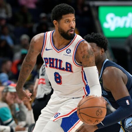 Paul George si poranil koleno při posledním nezdaru na Sixers’s Big 3