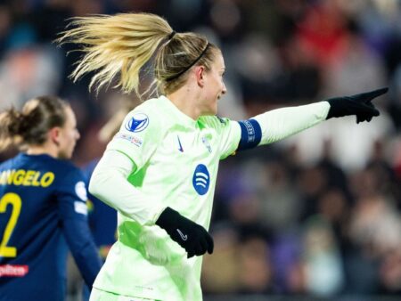 Hlavní body UWCL: Hurtig zachraňuje Arsenal; Putellasových 200 gólů; jsou skupiny příliš snadné?