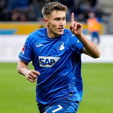 To je talent Hoffenheimu Tom Bischof: plat, přítelkyně, původ