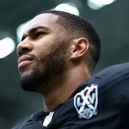 Charles Snowden z Raiders zatčen za pod vlivem alkoholu ve Vegas