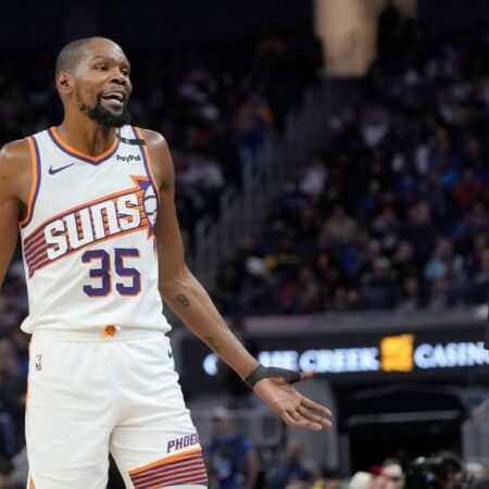 Suns downgrade Kevin Durant pochybovat o Thunder Matchup