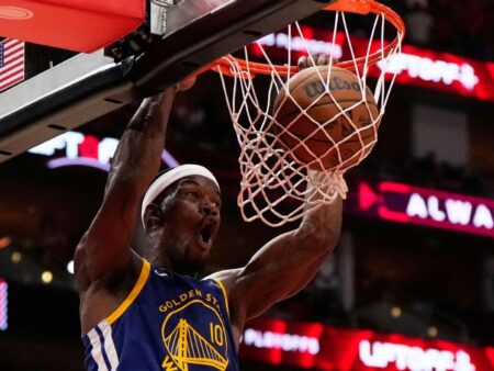 Jimmy Butler pomáhá Warriors Secure Game 1 Win vs. Rockets