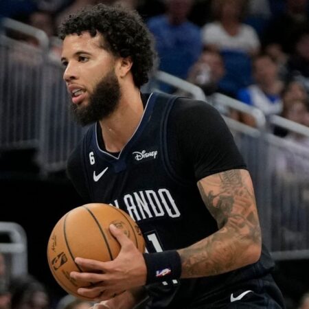 Bývalý NBA Roy Michael Carter-Williams, aby debutoval v boxu