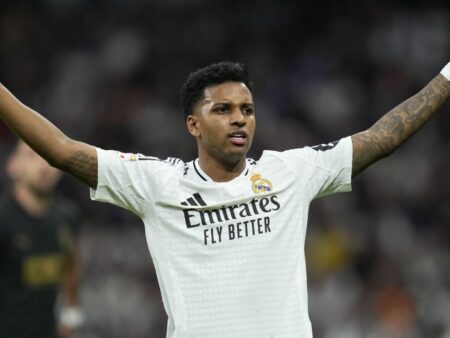 Přenosové zvěsti, zprávy: Liverpool, Chelsea Sledování Rodrygo