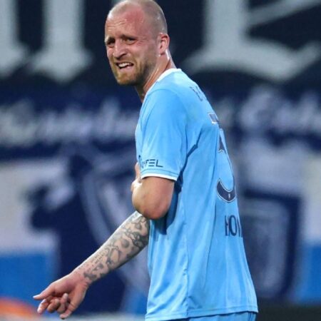 Bundesliga sestupování střet ponechává dva hráče v nemocnici