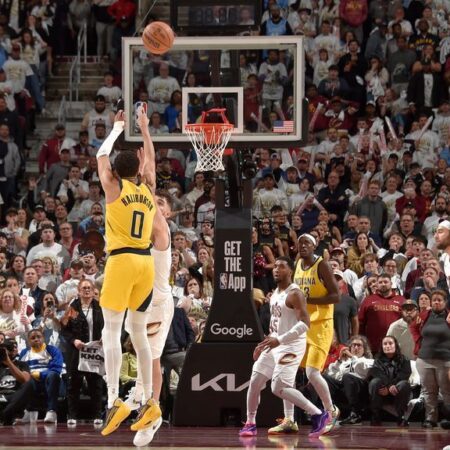 TYRESE Haliburton Clutch Again As Late 3 omračování Cavs ve hře 2