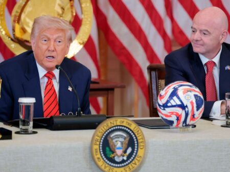 Prezident Trump: 2026 Světový pohár „Motivace“ pro Rusko ukončit válku Ukrajiny