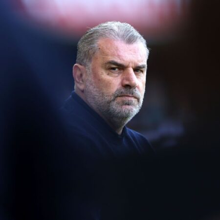 Ange PostEcoglou zasáhne zpět na návrh Evropské ligy Arsene Wenger