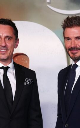 David Beckham, Gary Neville Complete Salford City převzetí