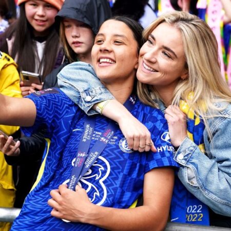 Sam Kerr, Kristie Mewis oznamuje narození svého prvního dítěte