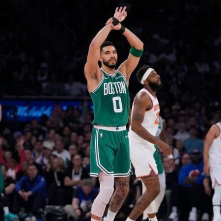 Celtics se vypukne z propadu, zasáhne 20 3s do pohřbu Knicks ve hře 3