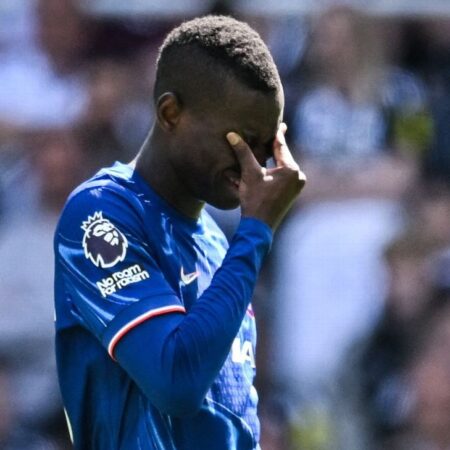 Chelsea’s Nicolas Jackson ‚se musí učit‘ z červené karty – Enzo Maresca