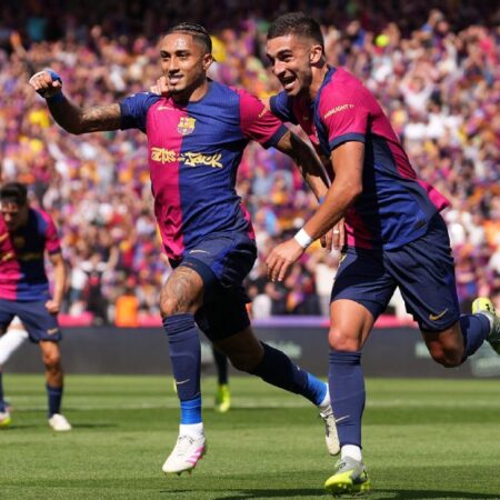 El Clásico: Barcelona vyhraje Laligu a Real Madrid je nechal