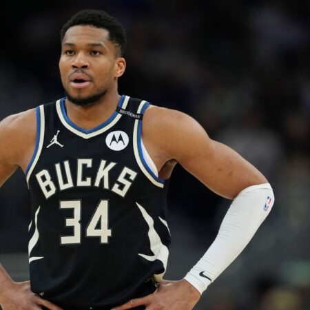 Zdroje – Giannis antetokounmpo pro prozkoumání nejlepších záchvatů mimo Milwaukee