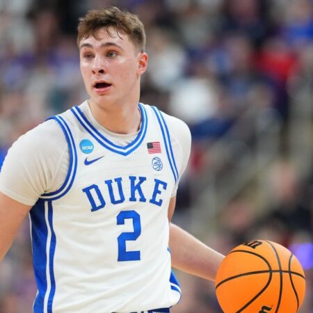 Zdroje: Mavericks plánuje navrhnout Cooper Flagg, nebude obchodovat č. 1 výběr