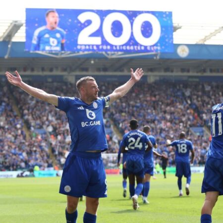 Jamie Vardy Nets 200. Leicester City Goal in Farewell Game