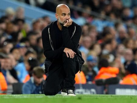 Pep Guardiola říká Man City: Dej mi menší skupinu nebo přestanu