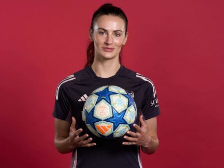 Uswnt Star Fox na odolnosti Arsenalu, čelící Barcelona ve finále UWCL