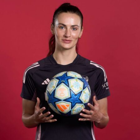 Uswnt Star Fox na odolnosti Arsenalu, čelící Barcelona ve finále UWCL
