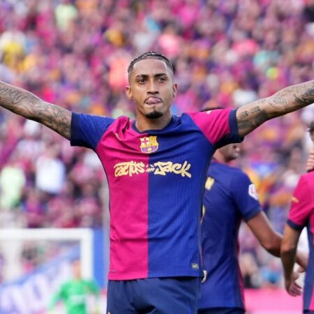 Barcelona’s Raphinha podepisuje jednoleté prodloužení kontaktu