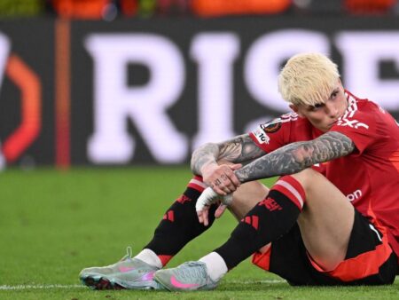 Muž Alejandra Garnacha United EXIT – zdroje