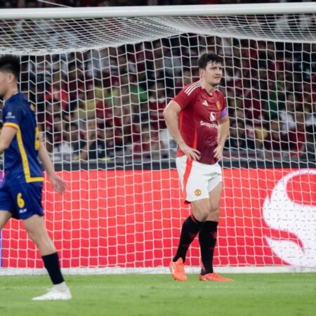 Manchester United přišel pro fanoušky – a úhlednou výplatu. ASEAN All-Stars přišel na vítězství.