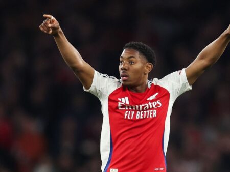 Přenosové zvěsti, zprávy: Madrid Eye Arsenal’s Lewis-Skelly