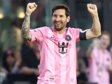 Lionel Messi hraje jako Inter Miami Routes Columbus Crew