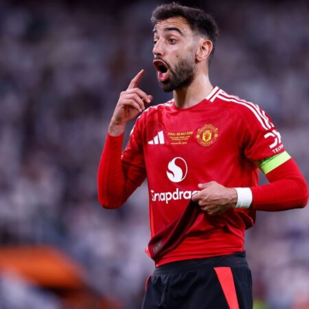 Rozhodnutí o převodu Bruno Fernandes definuje budoucnost Man United
