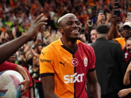 Osimhen, Vlahovic jsou špičkové talenty uvězněné ve špatných smlouvách