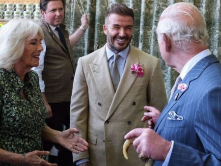 David Beckham Knighthood: Man United Legend dal Major Honor