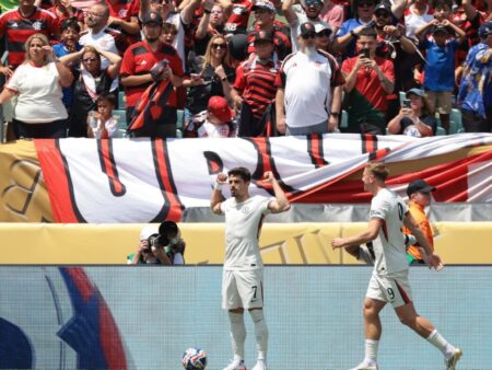 Chelsea’s Pedro Neto: spíše na Světovém poháru klubu než na pláži