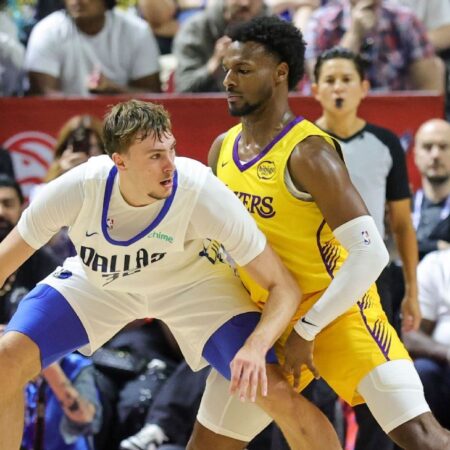 Cooper Flagg vyhraje debut Summer League navzdory nerovnoměrnému zobrazení