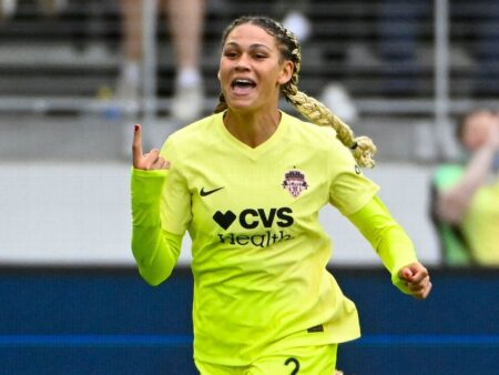 Trojice USWNT Rodman se vrací k tréninku s duchem